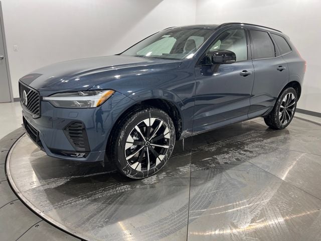 2026 Volvo XC60 Plus