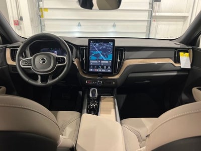 2026 Volvo XC60 Plus