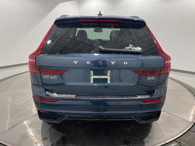 2026 Volvo XC60 Plus