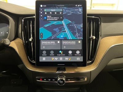 2026 Volvo XC60 Plus