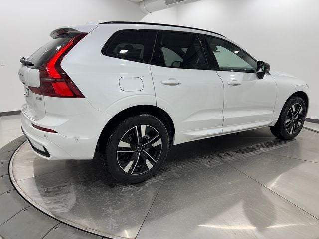 2026 Volvo XC60 Plus