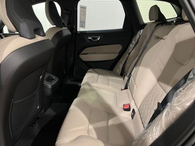 2026 Volvo XC60 Plus