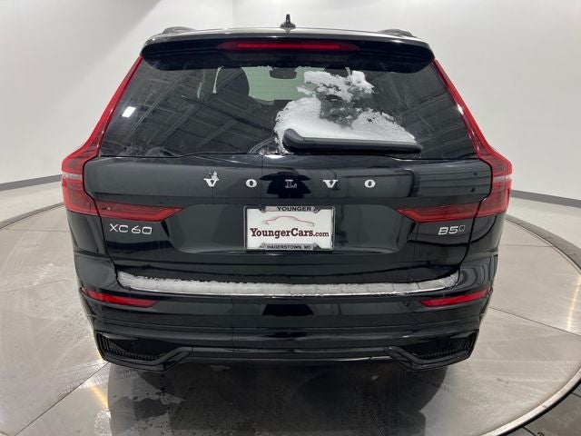 2026 Volvo XC60 Plus