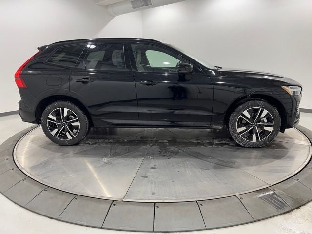 2026 Volvo XC60 Plus