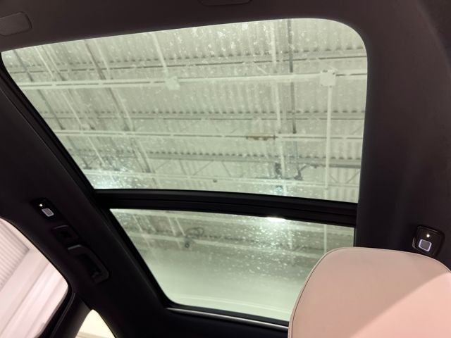 2026 Volvo XC60 Plus