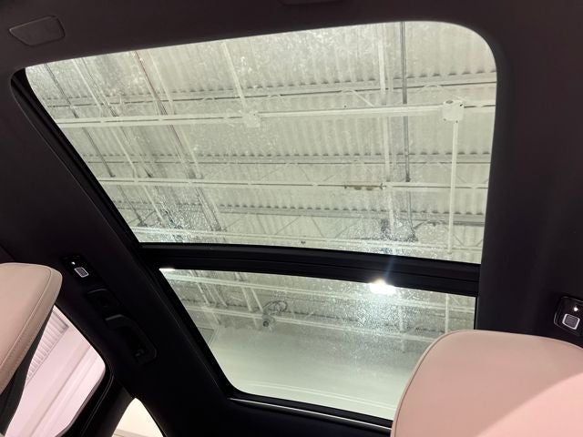 2026 Volvo XC60 Plus