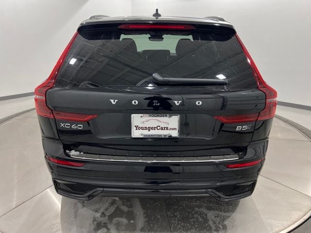 2026 Volvo XC60 Plus