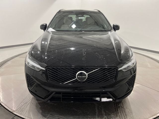 2026 Volvo XC60 Plus