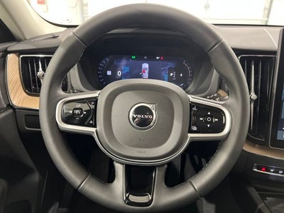 2026 Volvo XC60 Plus