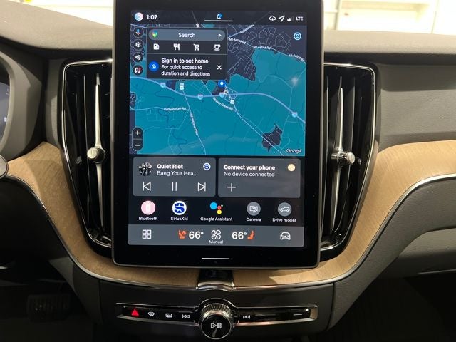 2026 Volvo XC60 Plus