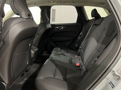 2026 Volvo XC60 Plus