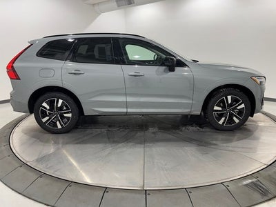 2026 Volvo XC60 Plus