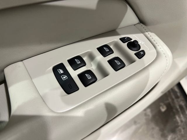 2026 Volvo XC60 Ultra