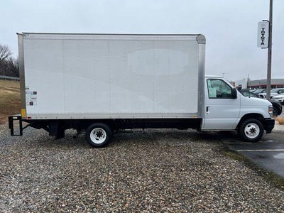 2025 Ford E-350 Base Cutaway