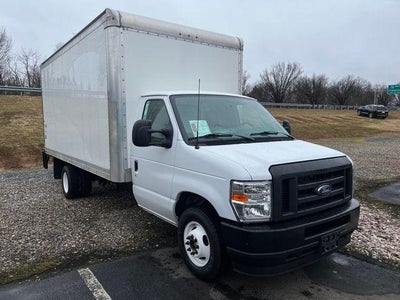2025 Ford E-350 Base Cutaway
