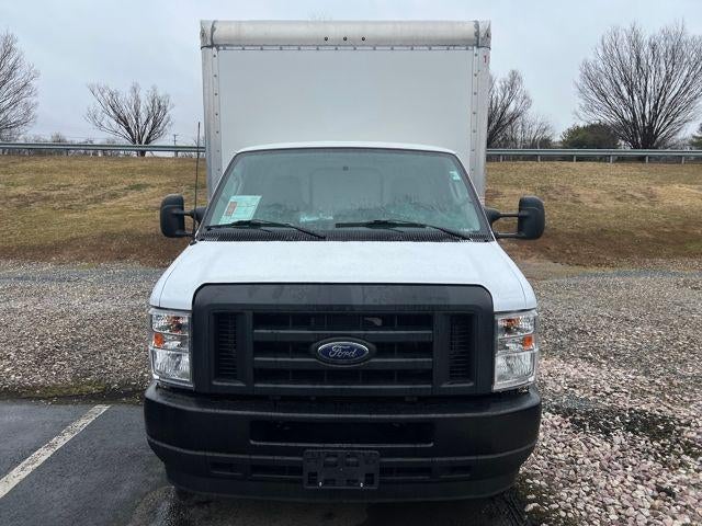 2025 Ford E-350 Base Cutaway