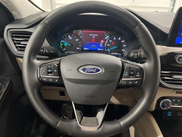 2022 Ford Escape SE Hybrid
