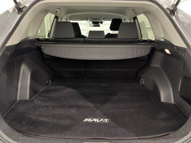 2019 Toyota RAV4 HYBRID LE