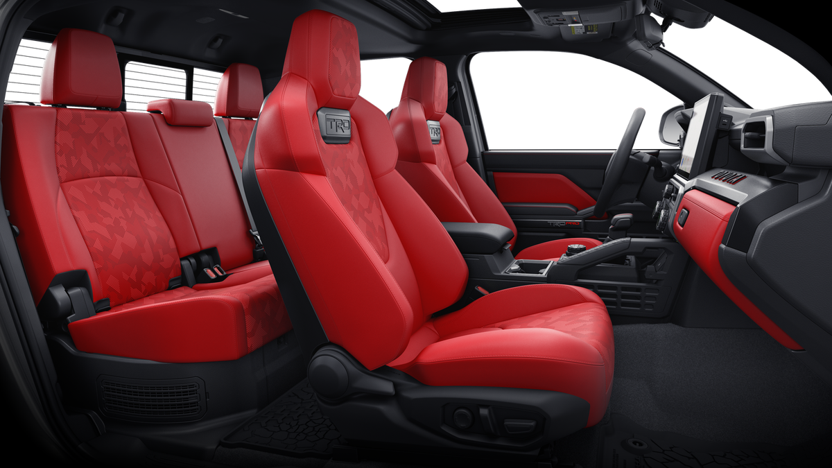 2025 Toyota Tacoma i-FORCE MAX TRD Pro