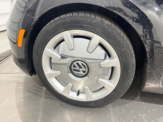 2013 Volkswagen Beetle 2.5L