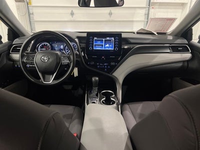 2024 Toyota CAMRY LE