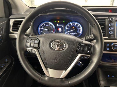 2017 Toyota HIGHLANDER Limited