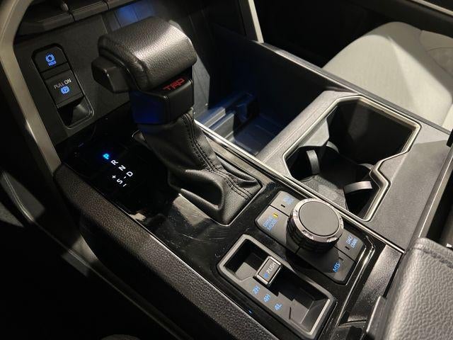 2023 Toyota TUNDRA 4X4 SR5