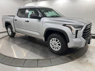 2024 Toyota TUNDRA 4X4 SR5