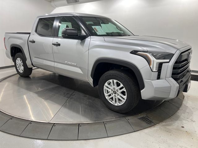 2024 Toyota TUNDRA 4X4 SR5