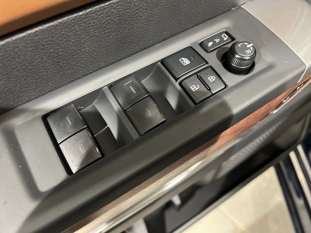 2022 Toyota TUNDRA 4X4 1794