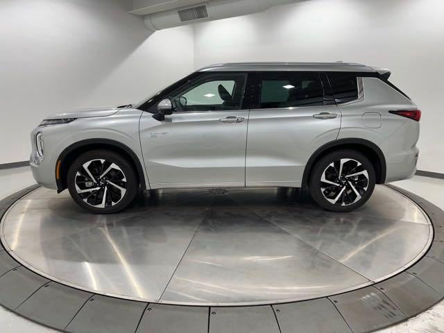 2023 Mitsubishi Outlander SEL