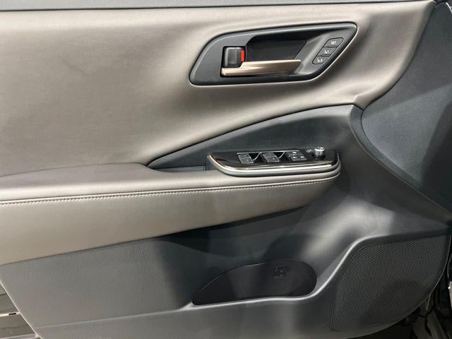 2026 Toyota CROWN Nightshade