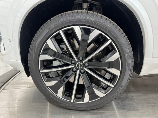 2025 Volvo XC90 T8 Plus 7 Passenger 2025.5