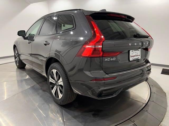 2025 Volvo XC60 T8 Plus