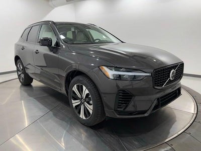 2025 Volvo XC60 T8 Plus