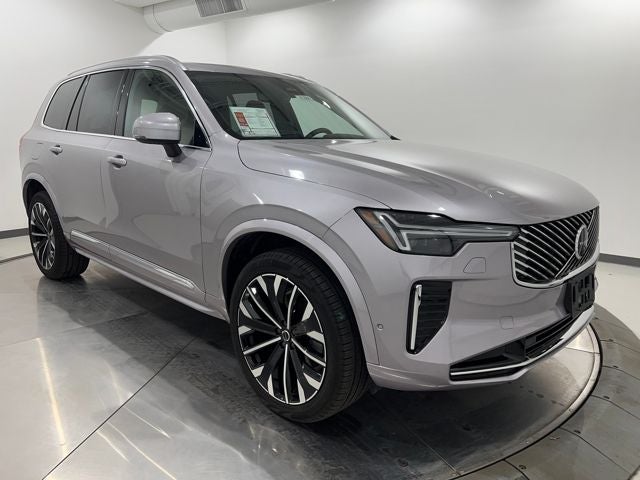 2026 Volvo XC90 B5 Plus