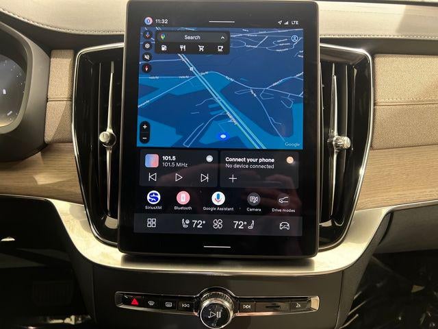 2026 Volvo XC90 B5 Plus