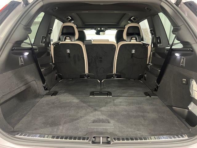 2026 Volvo XC90 B5 Plus