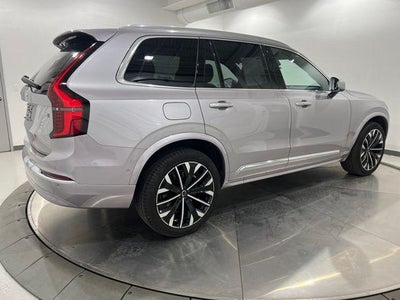 2026 Volvo XC90 B5 Plus