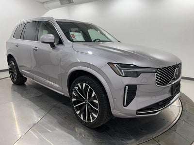 2026 Volvo XC90 B5 Plus