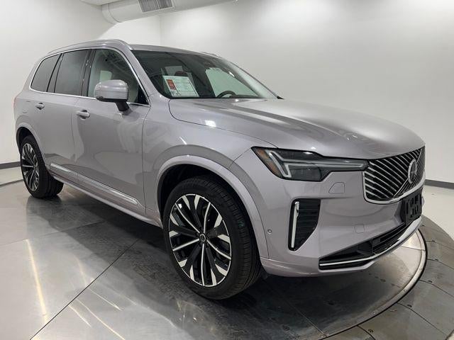 2026 Volvo XC90 B5 Plus