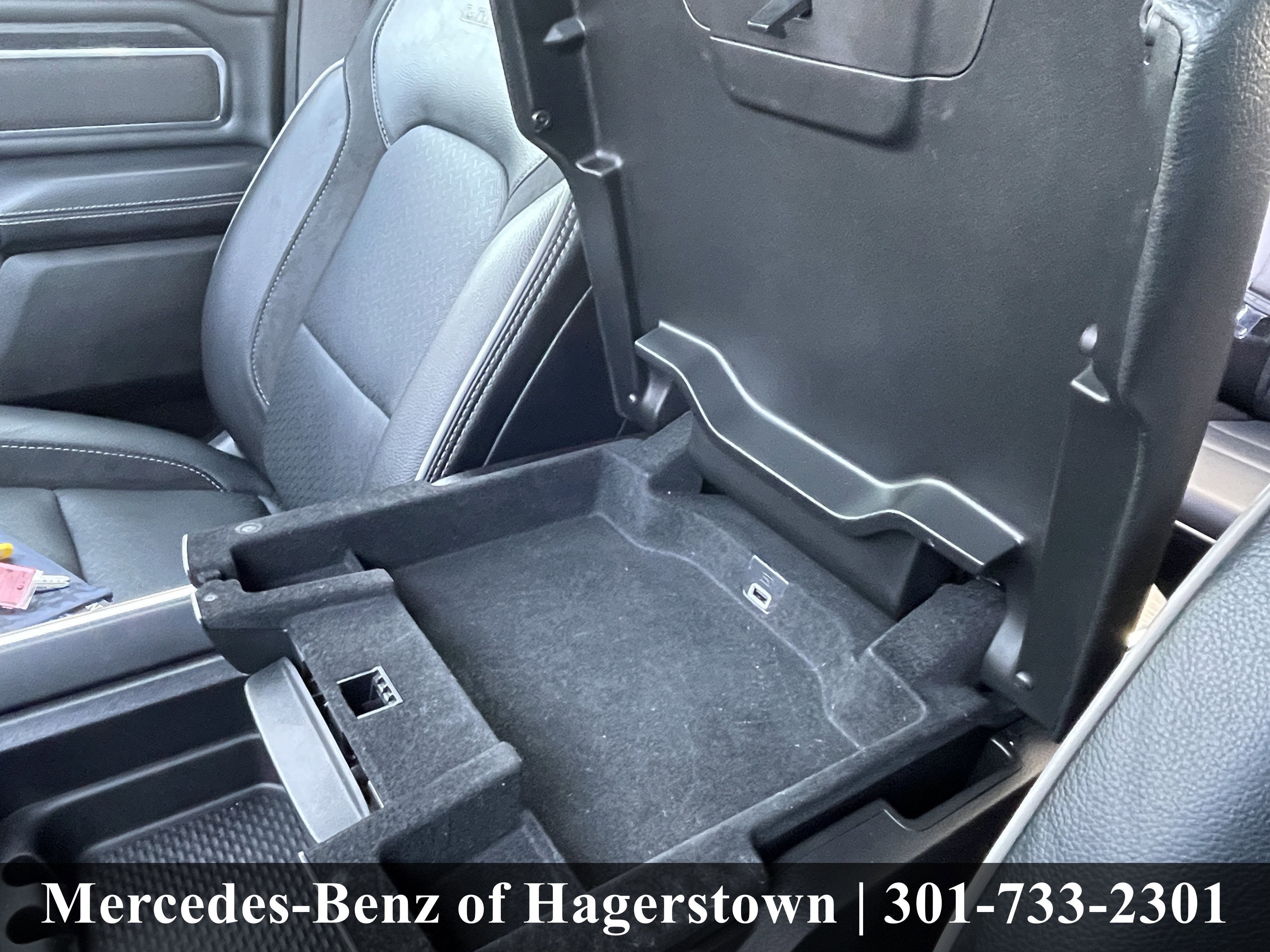 2024 RAM 1500 Laramie 4x4 Crew Cab 5'7 Box