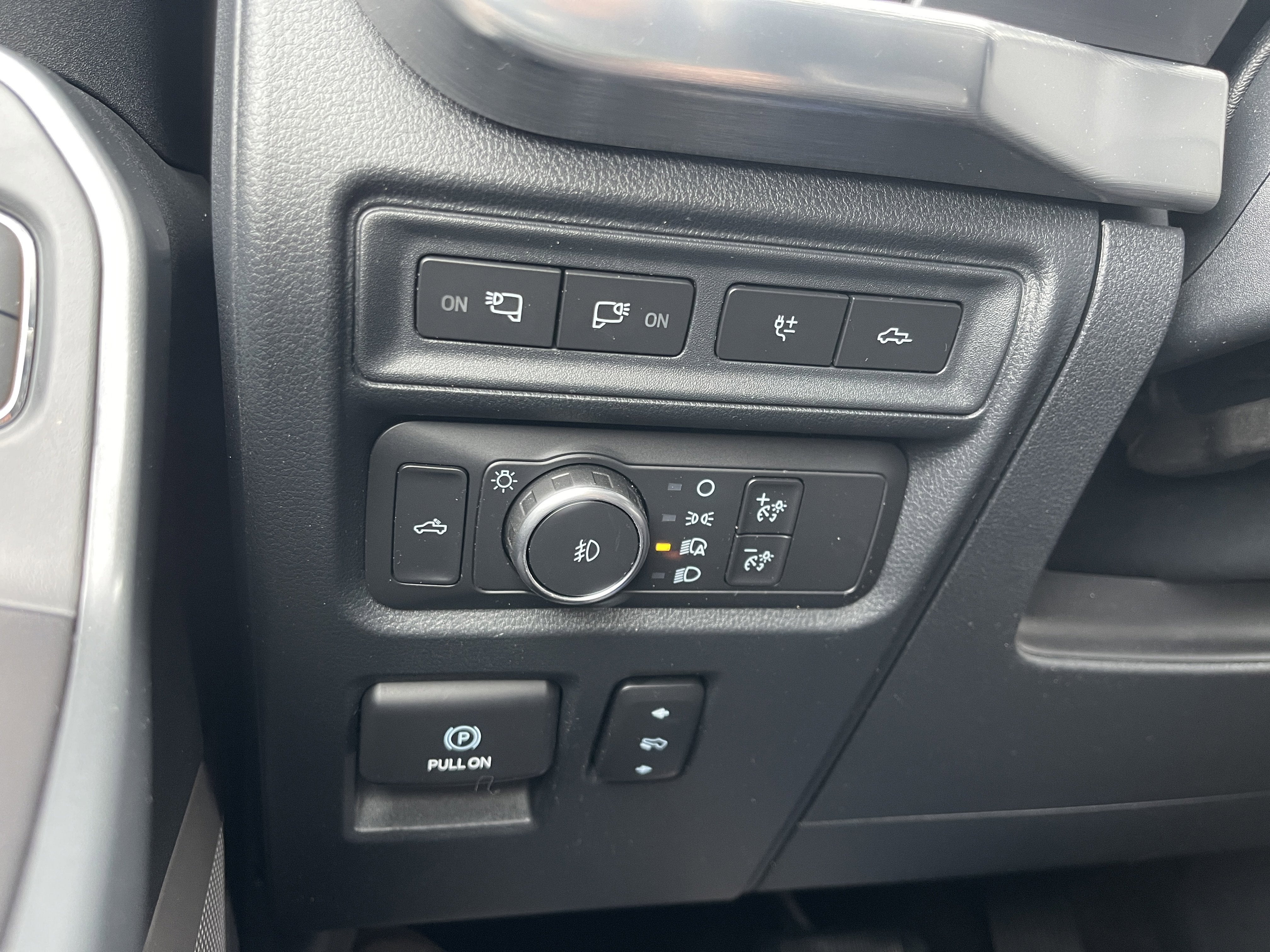 2021 Ford F-150 LARIAT 4WD SuperCrew 5.5' Box