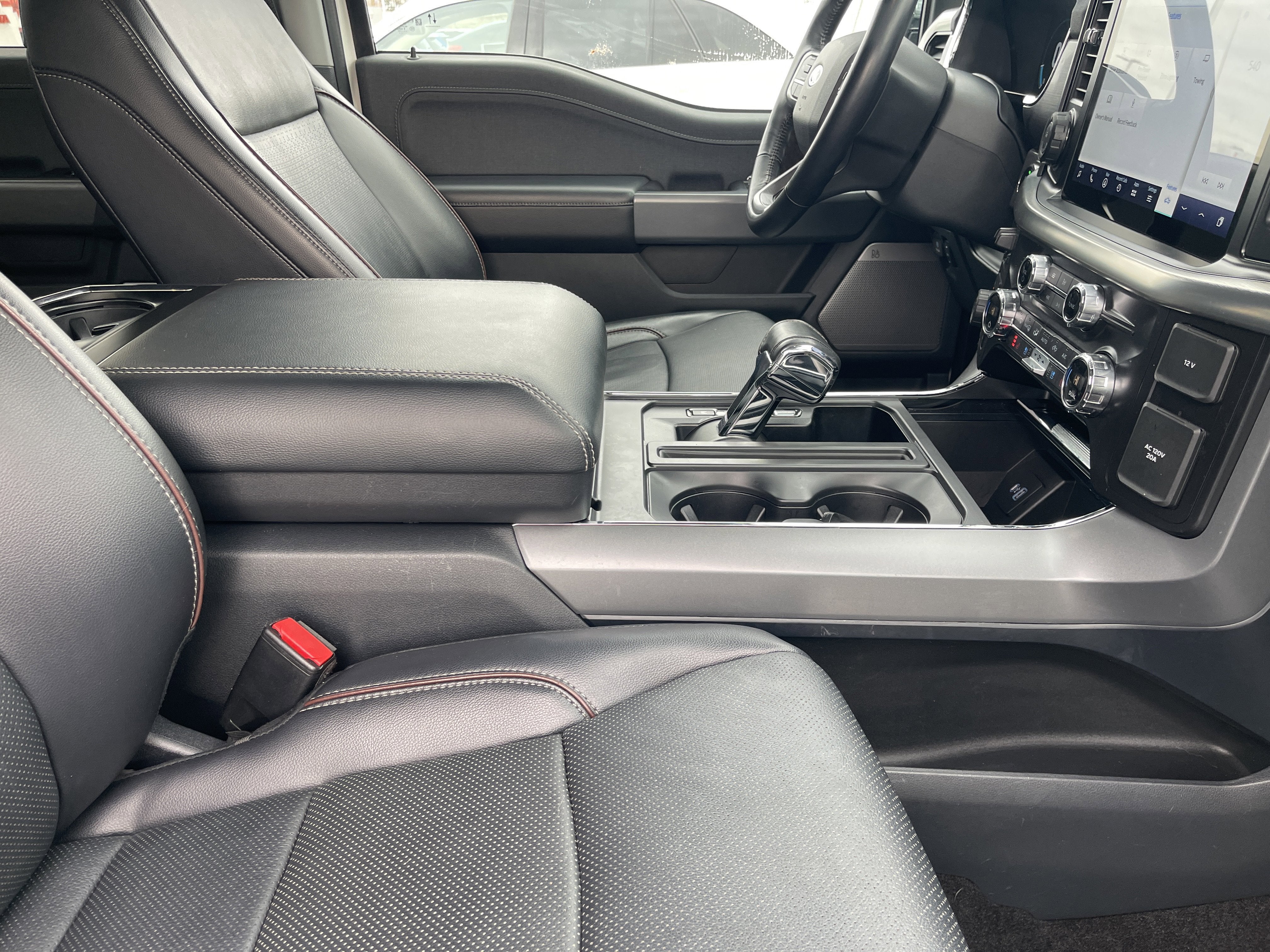 2021 Ford F-150 LARIAT 4WD SuperCrew 5.5' Box