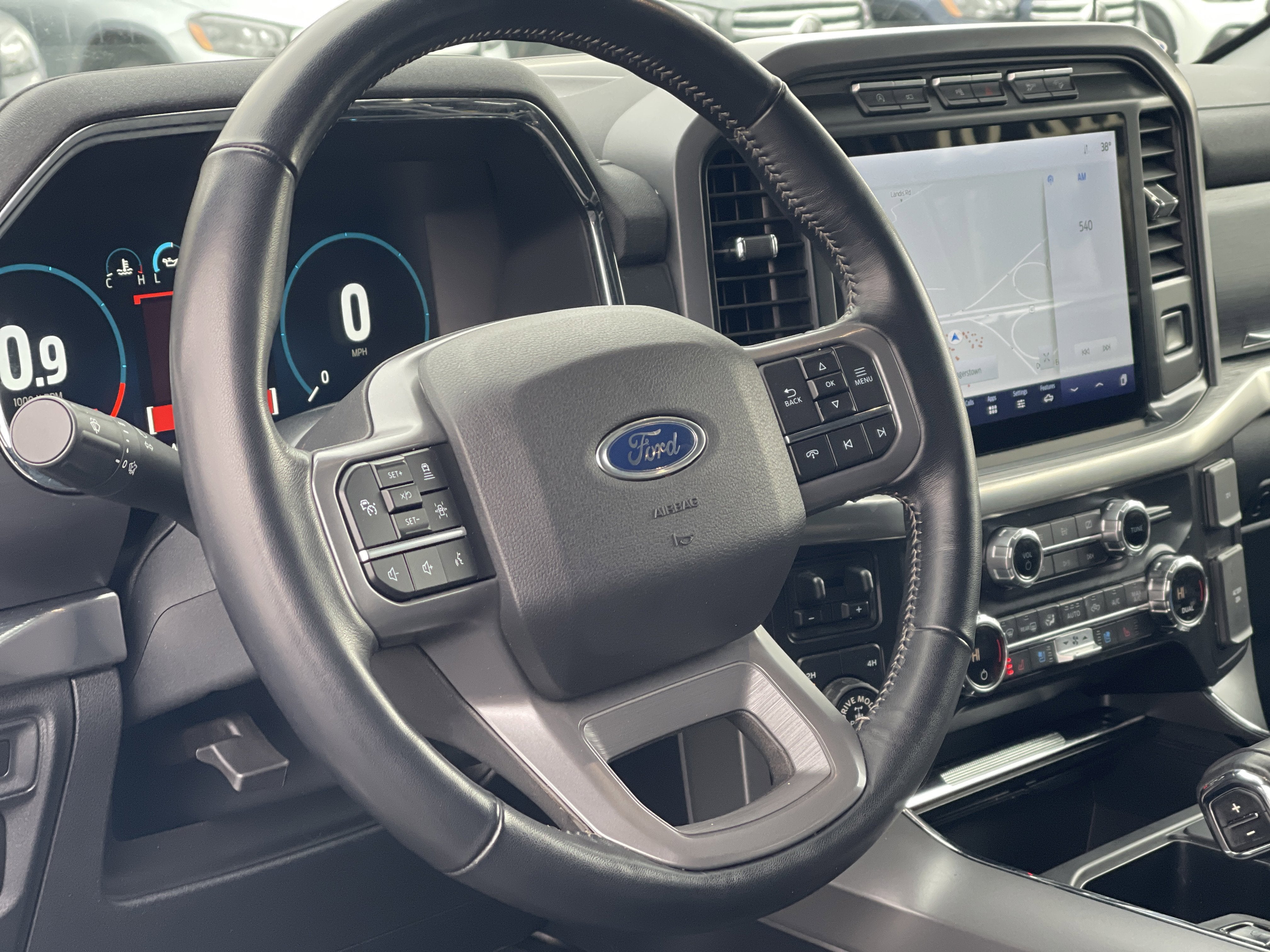 2021 Ford F-150 LARIAT 4WD SuperCrew 5.5' Box