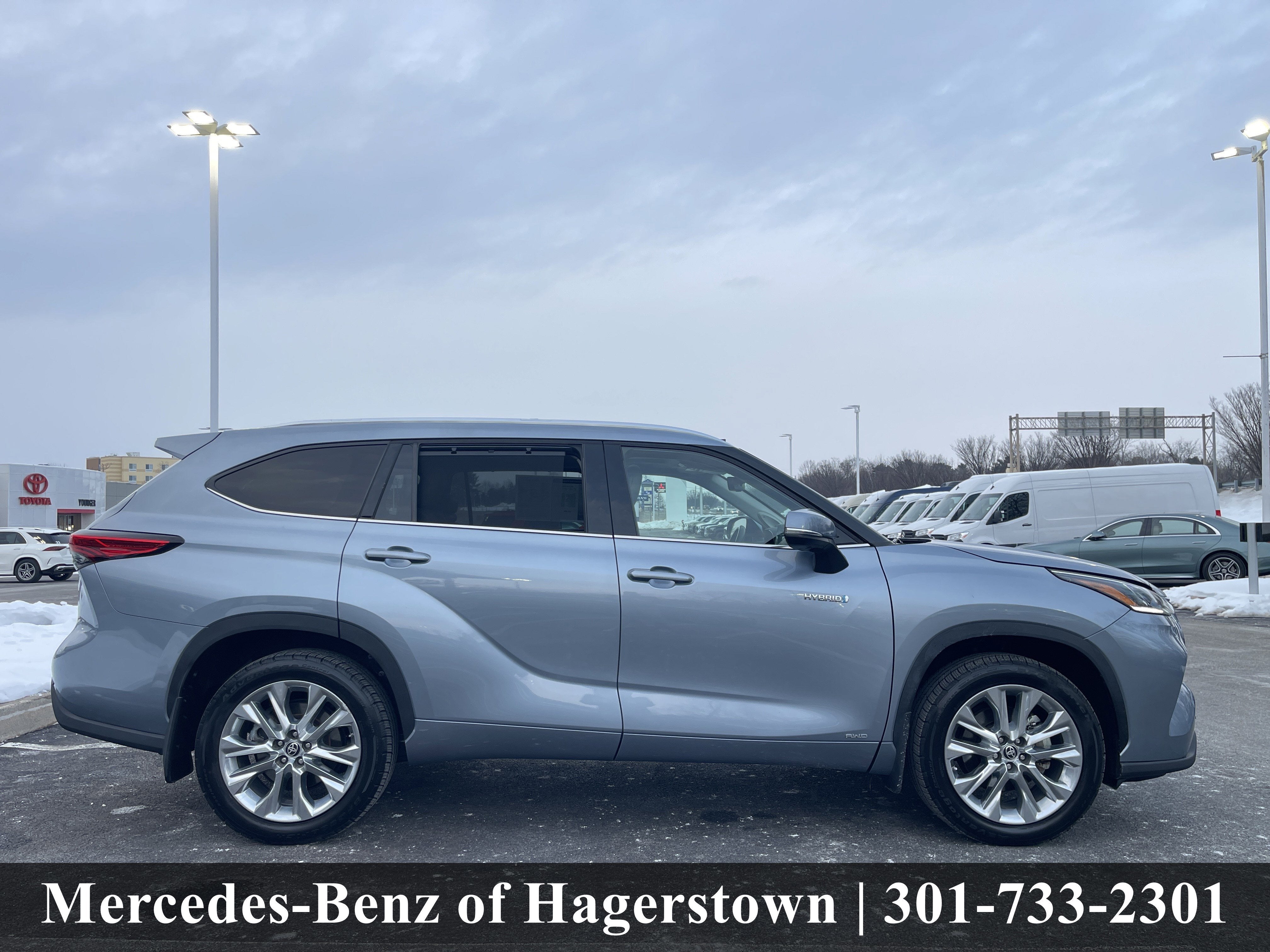 2021 Toyota Highlander Hybrid Limited AWD