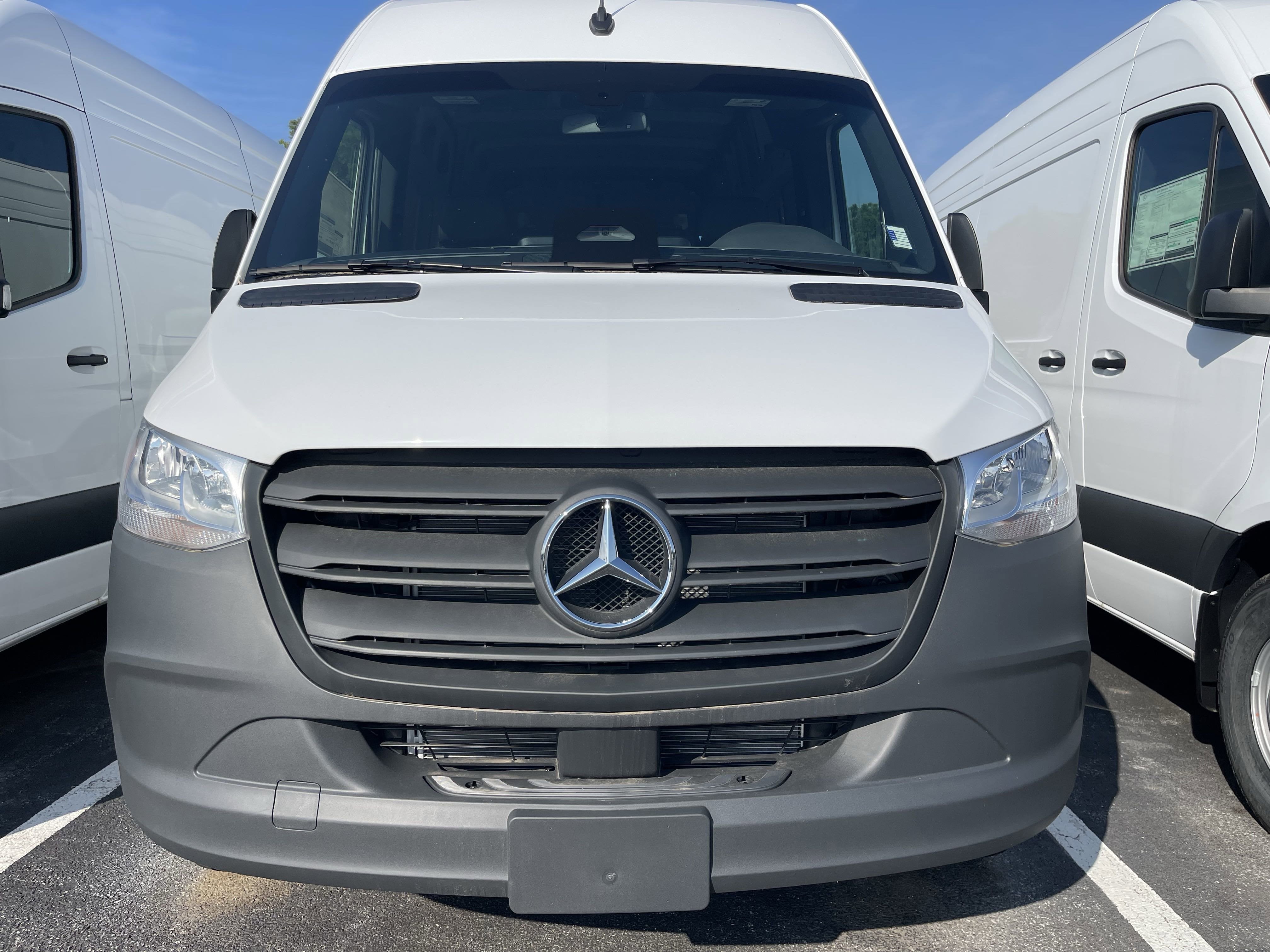 2025 Mercedes-Benz Sprinter Cargo Van 2500 Standard Roof I4 Diesel HO 144 RWD