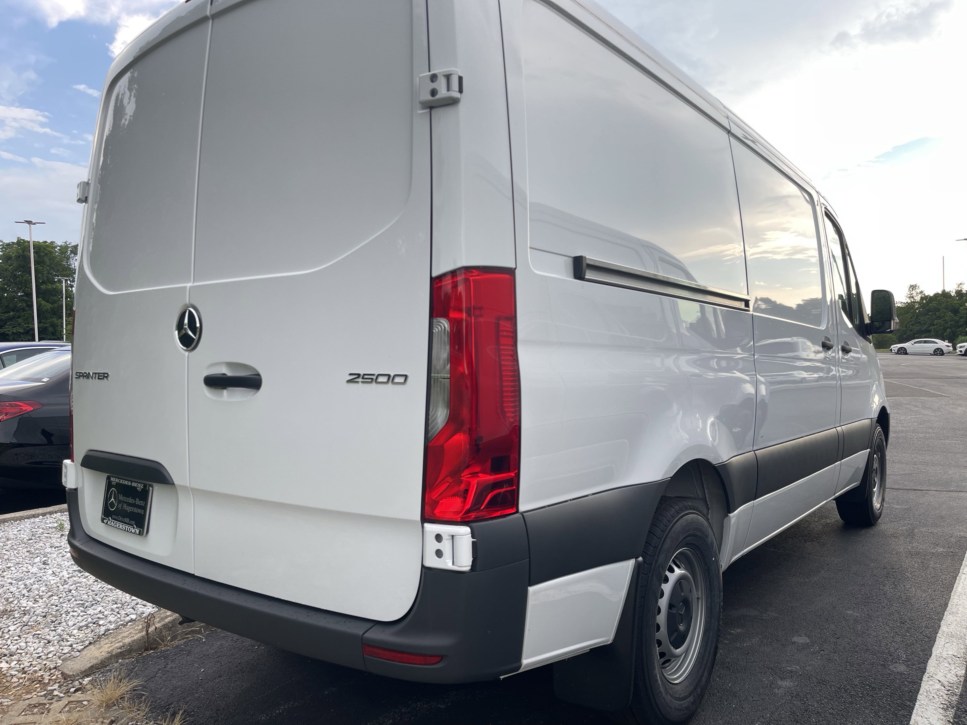 2025 Mercedes-Benz Sprinter Cargo Van 2500 Standard Roof I4 Diesel HO 144 RWD