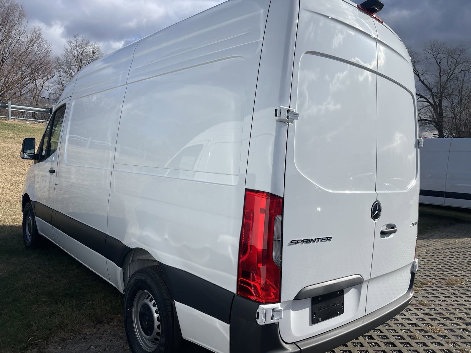 2025 Mercedes-Benz Sprinter Cargo Van 2500 Standard Roof I4 Diesel HO 144 RWD