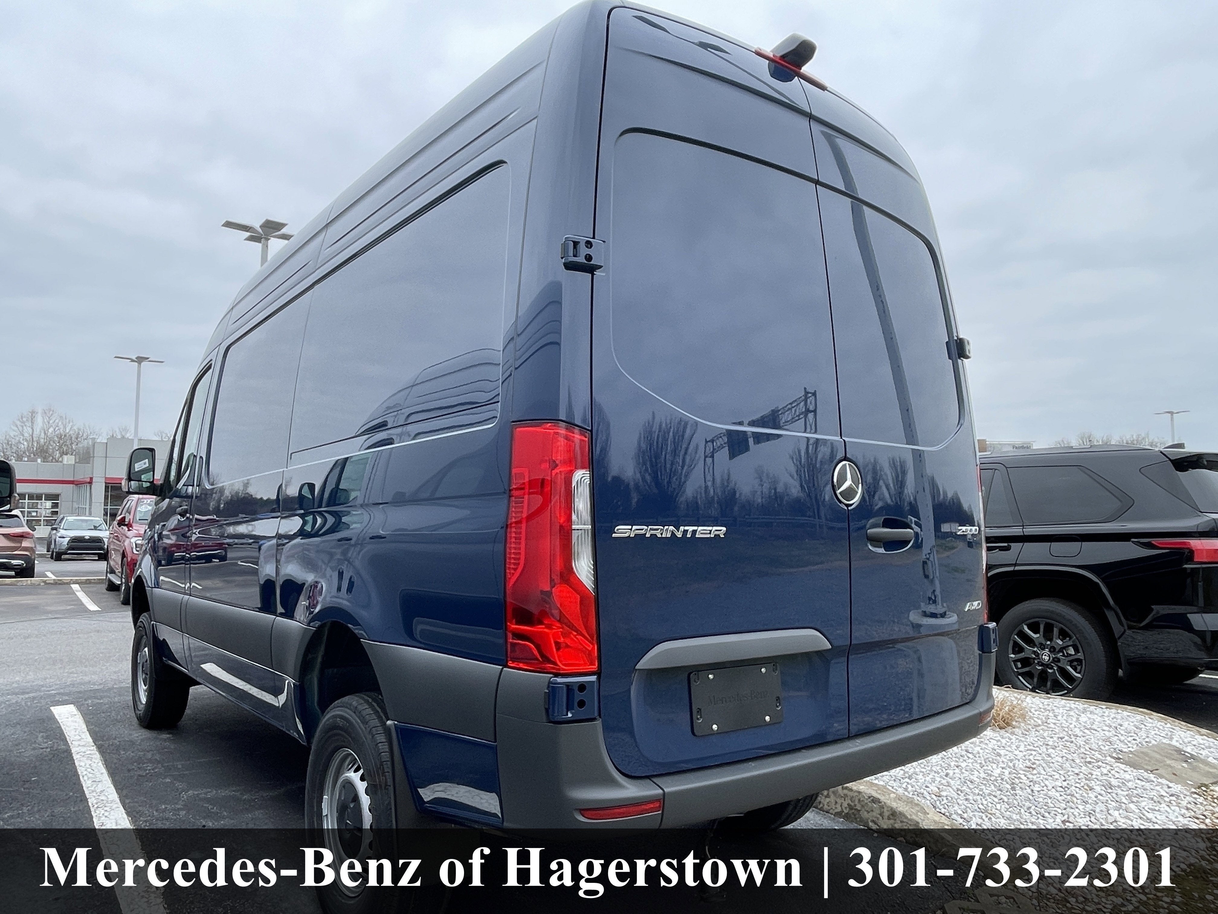 2026 Mercedes-Benz Sprinter Cargo Van 2500 Standard Roof I4 Diesel HO 144 AWD